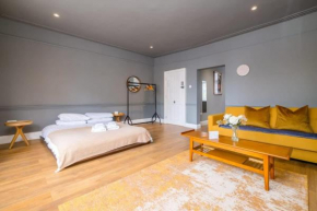Host & Stay - St James' Opulence